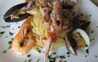 Spaghetti allo scoglio - solo su prenotazione